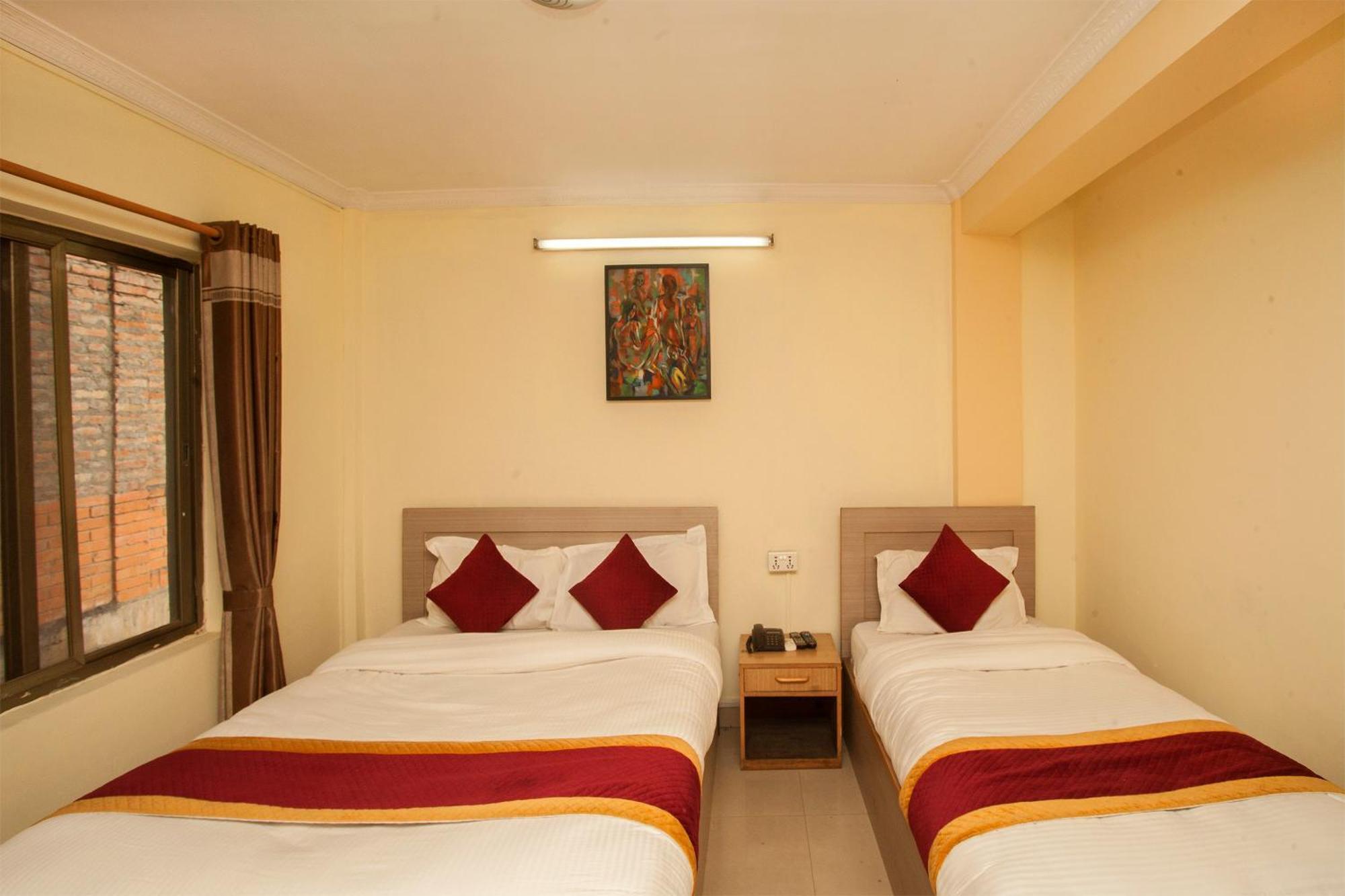 Hotel Mountain Gateway Katmandou Extérieur photo