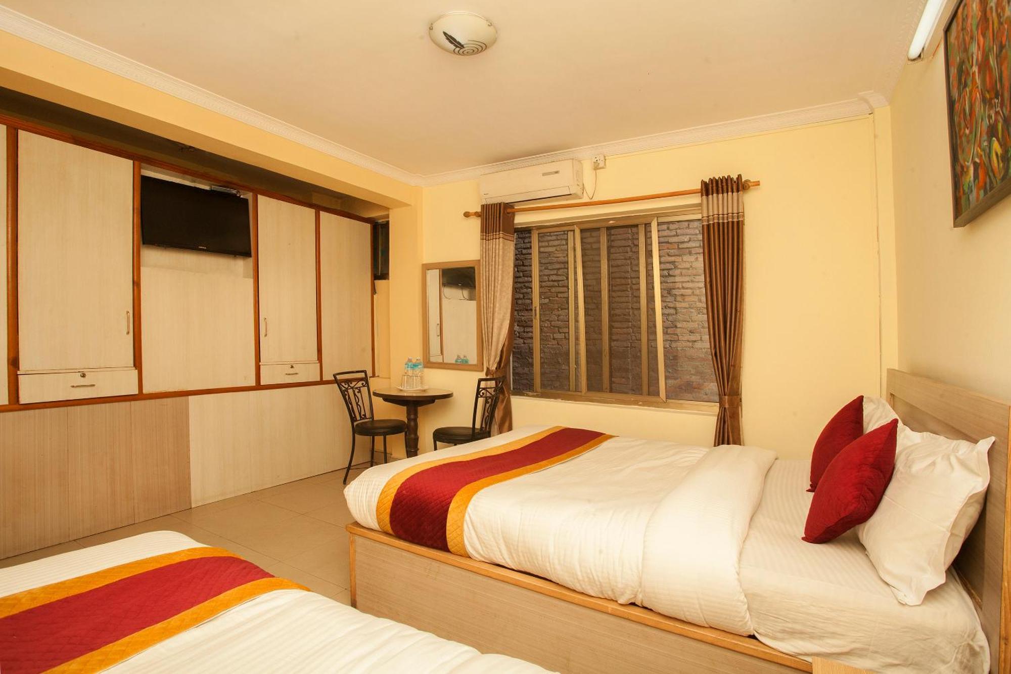 Hotel Mountain Gateway Katmandou Extérieur photo