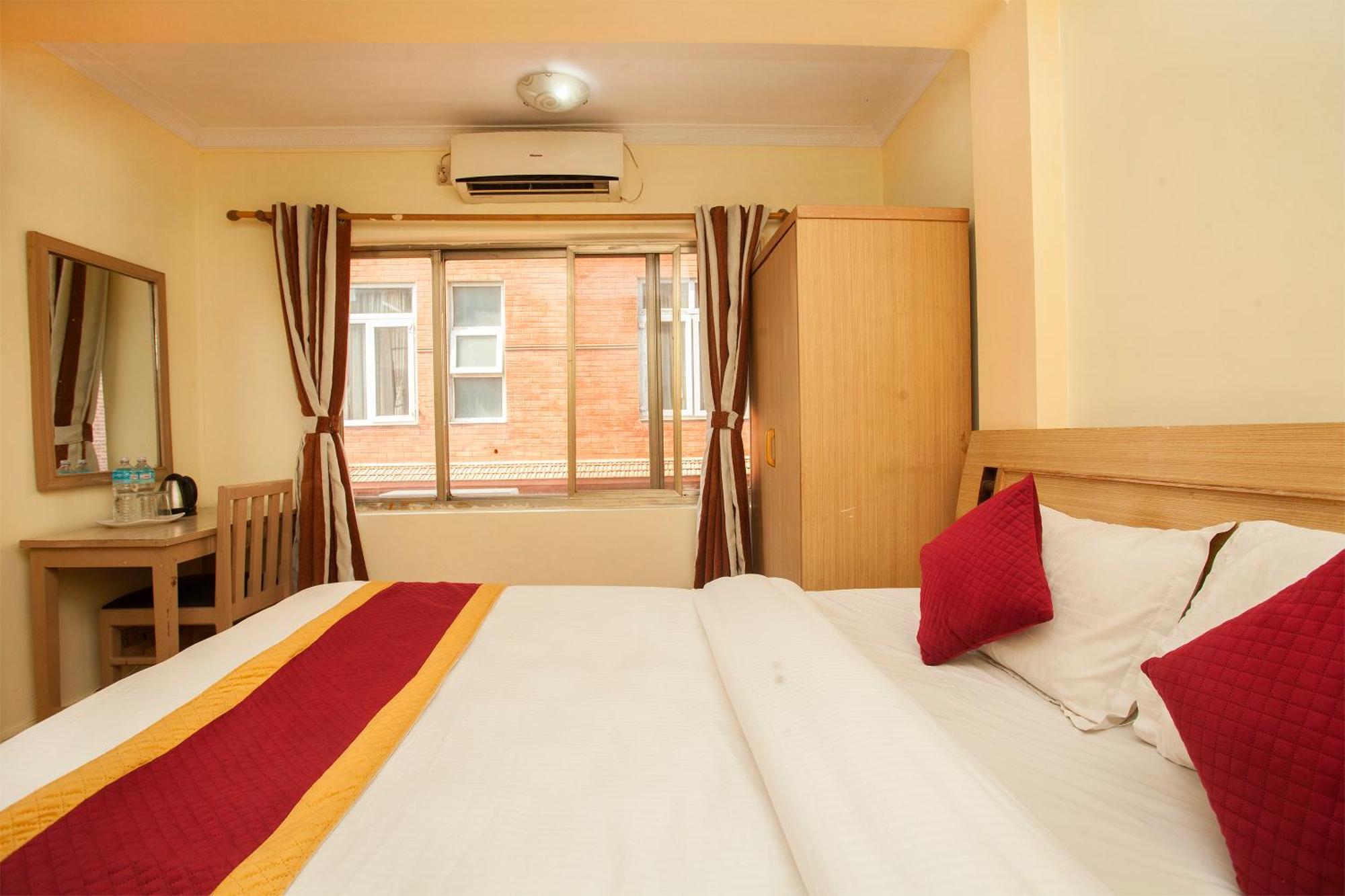 Hotel Mountain Gateway Katmandou Extérieur photo