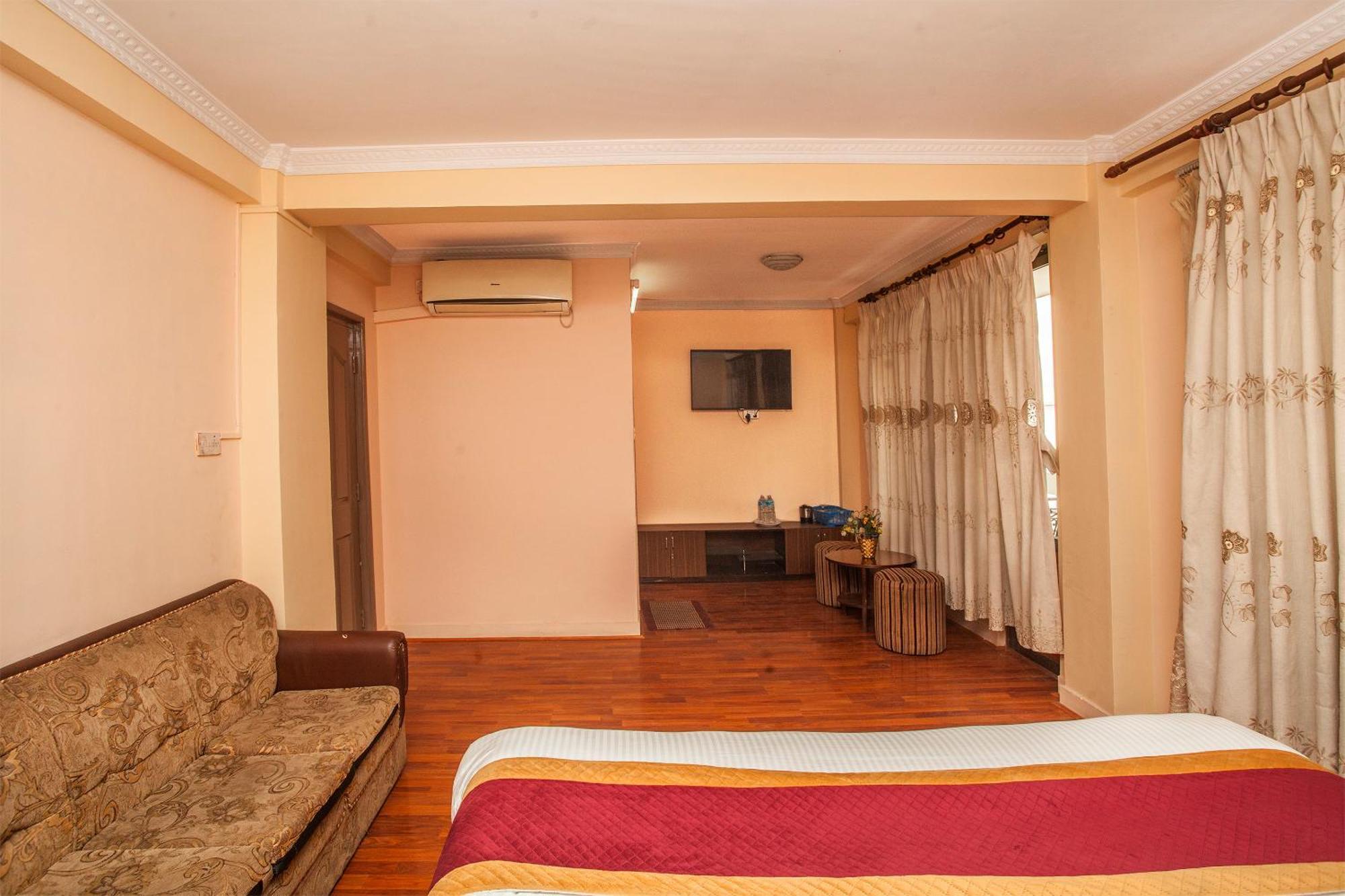Hotel Mountain Gateway Katmandou Extérieur photo