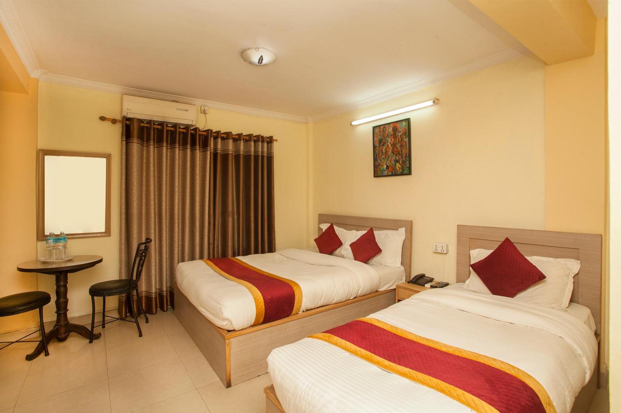 Hotel Mountain Gateway Katmandou Extérieur photo